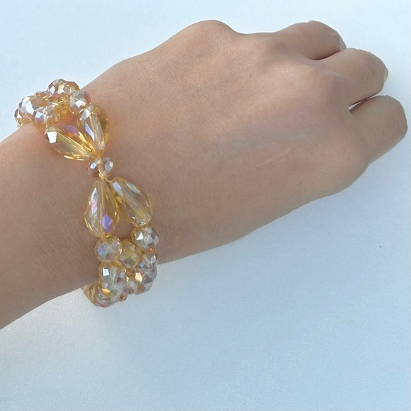 Champagne Colored Faceted Round and Briolette Glass Bead Stretch Bracelet 7” - Picture 3 of 5